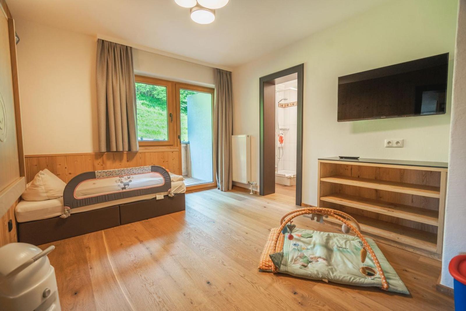 Hotel Babymio Kirchdorf in Tirol Room photo