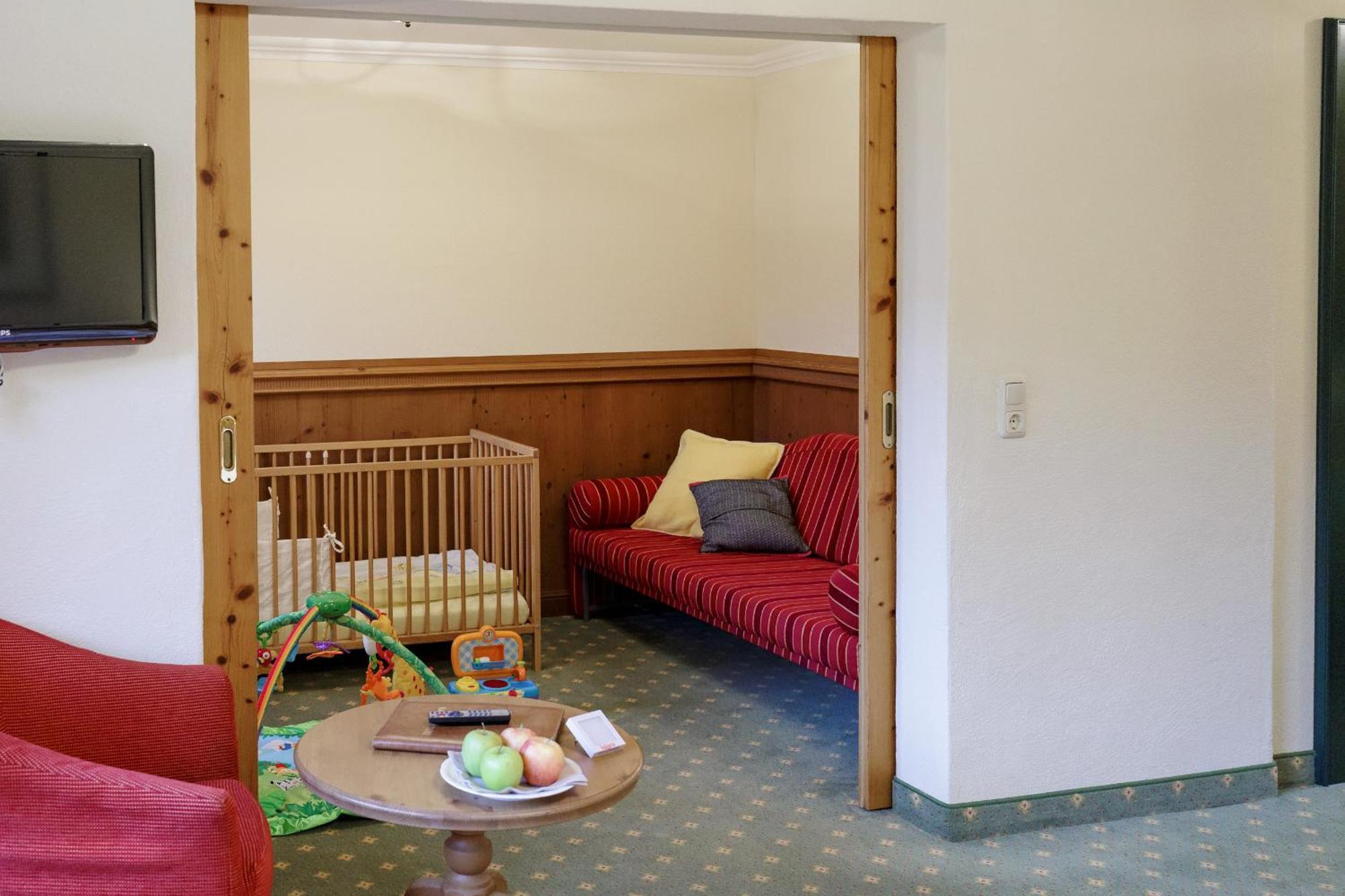 Hotel Babymio Kirchdorf in Tirol Room photo